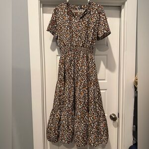 Floral Short-Sleeve Midi Dress in Brown and White